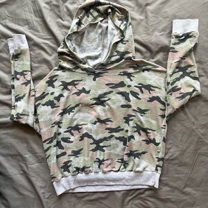 #45 HEM & THREAD Camo Hoodie Size L